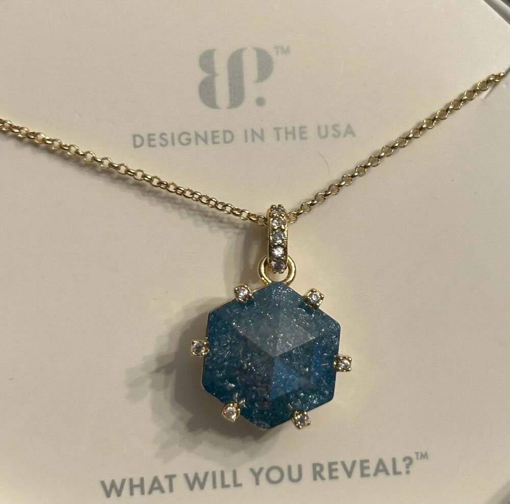 Bomb Party necklace "unyielding spirit"